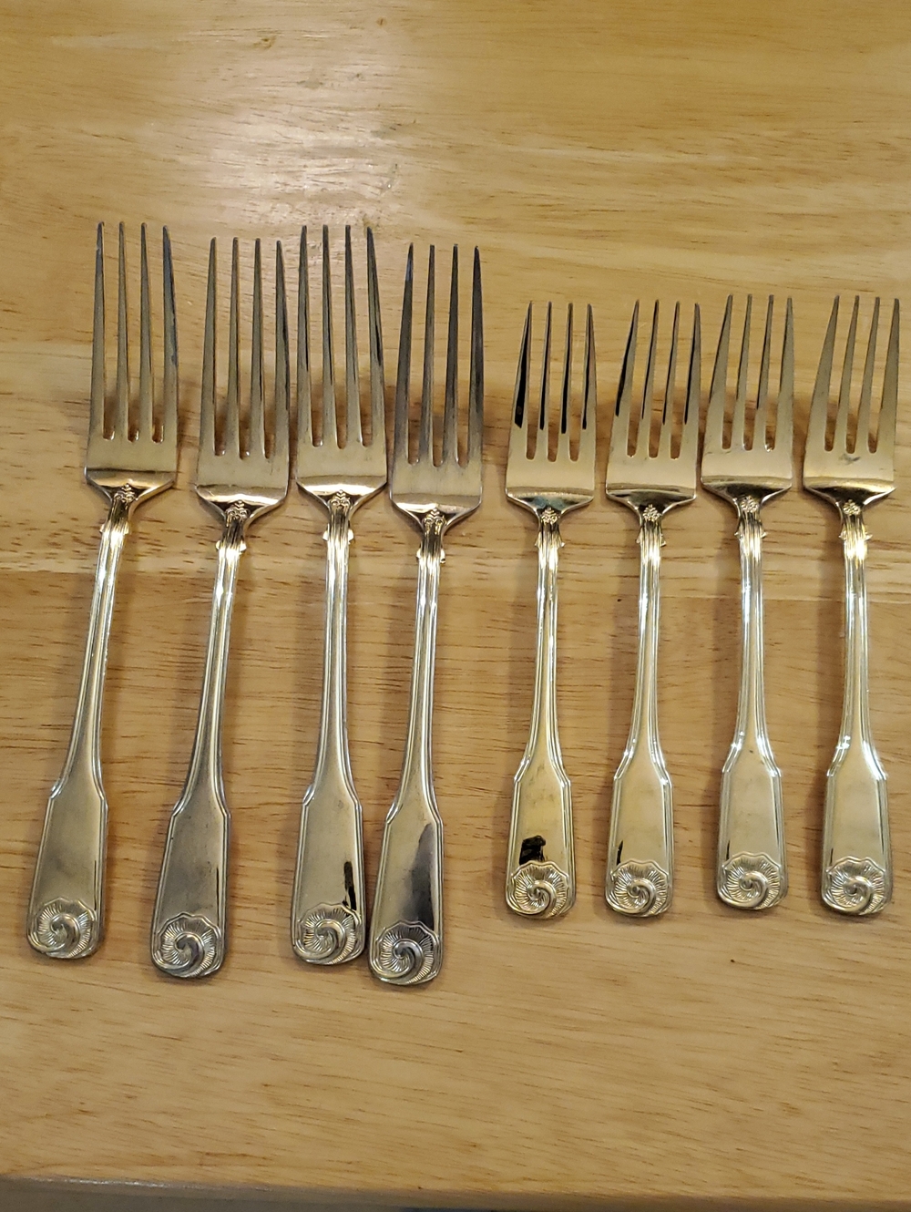 Elegant Silver-Plated Dinner Forks with Scroll Handle - Set of 8